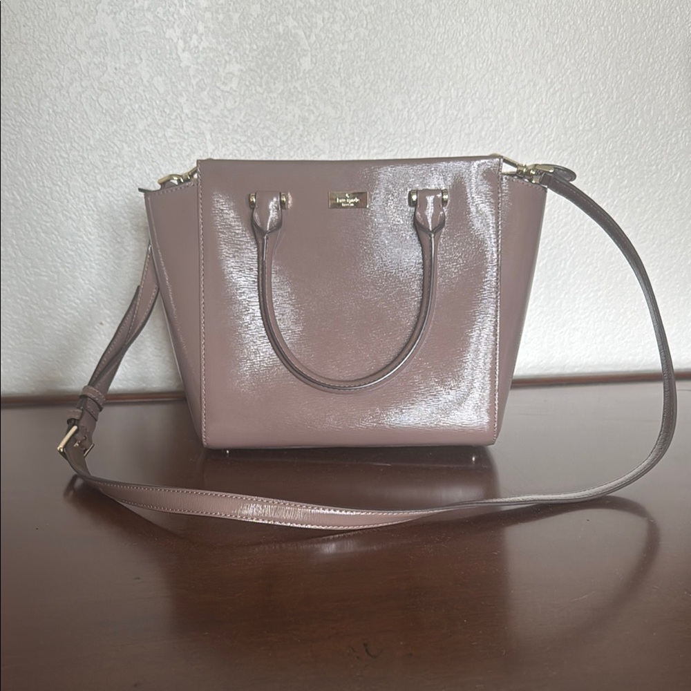 Kate Spade Brown Shoulder Bag with Structured Design
